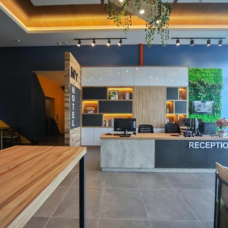 Mye Hotel Muar Kültér fotó